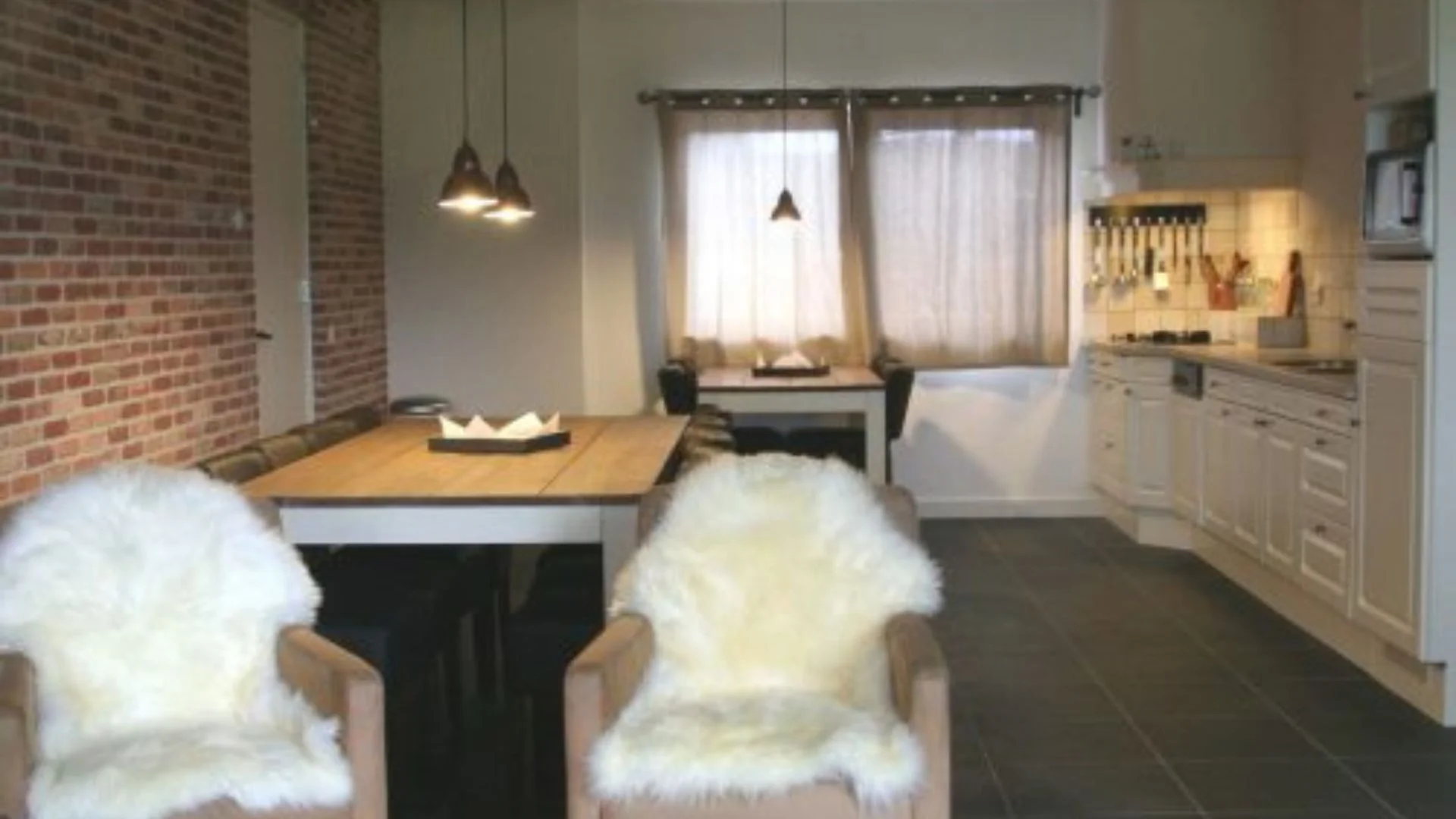 bb vergader canva Home